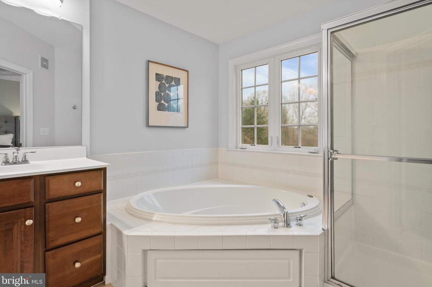 4078 Walnut Cove Cir, Fairfax VA  22033-6233 exterior