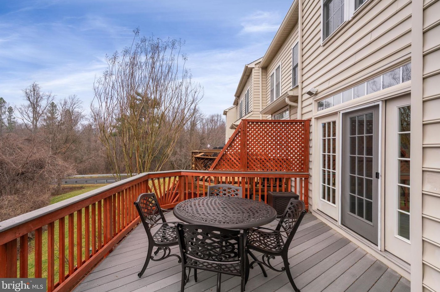 4078 Walnut Cove Cir, Fairfax VA  22033-6233 exterior