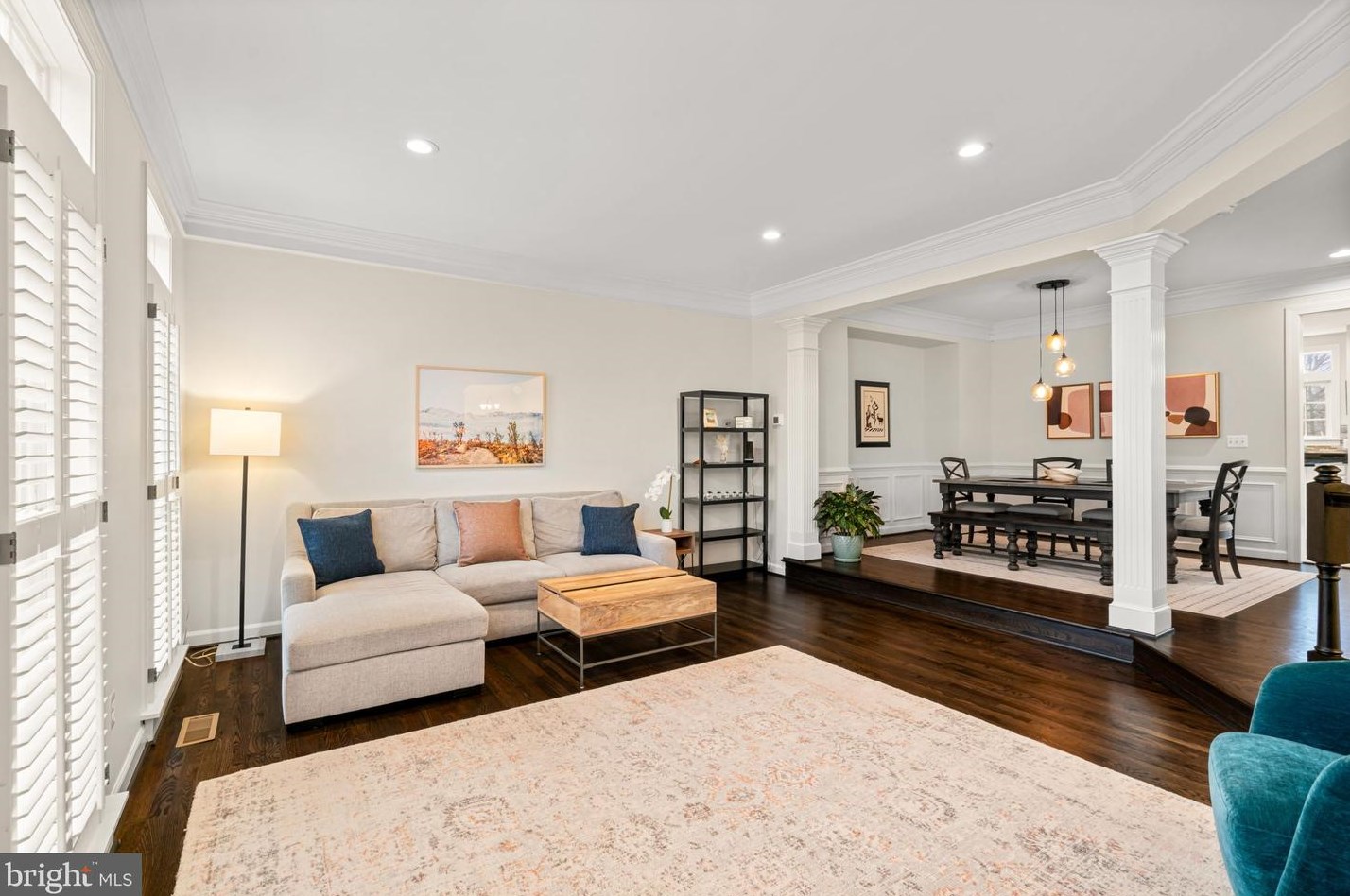 4078 Walnut Cove Cir, Fairfax VA  22033-6233 exterior
