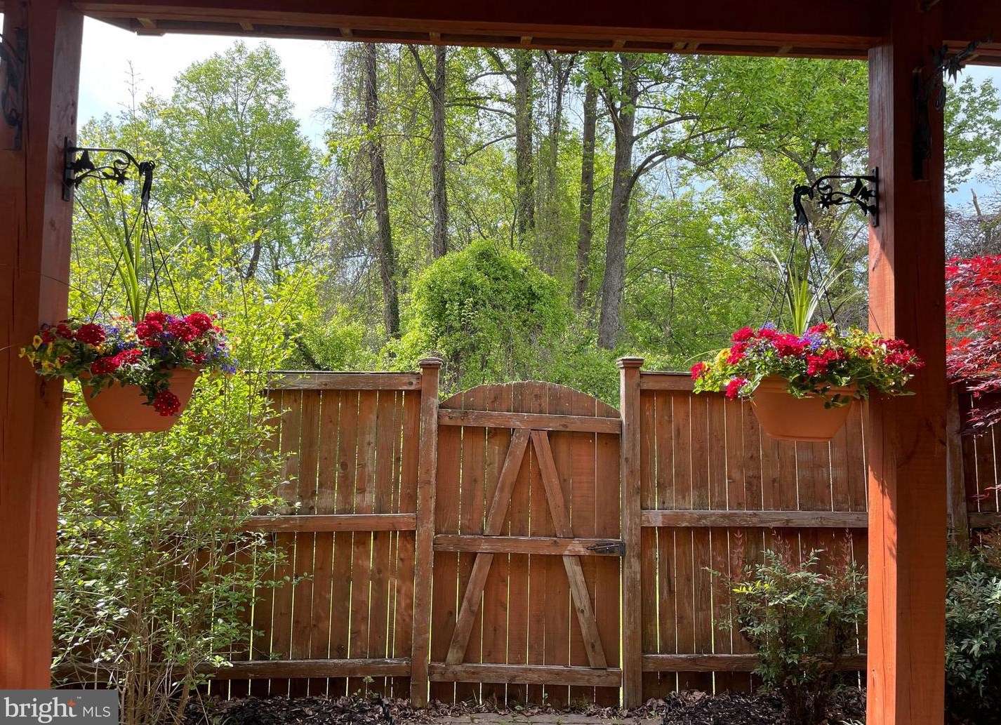 4078 Walnut Cove Cir, Fairfax VA  22033-6233 exterior
