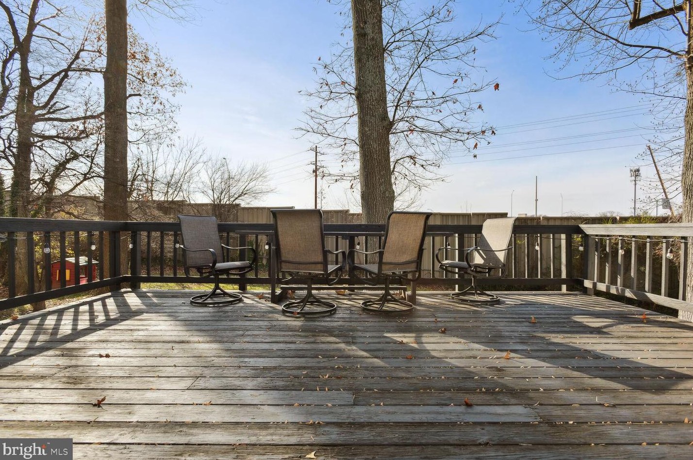 9229 Brian Dr, Vienna VA  22180-6116 exterior