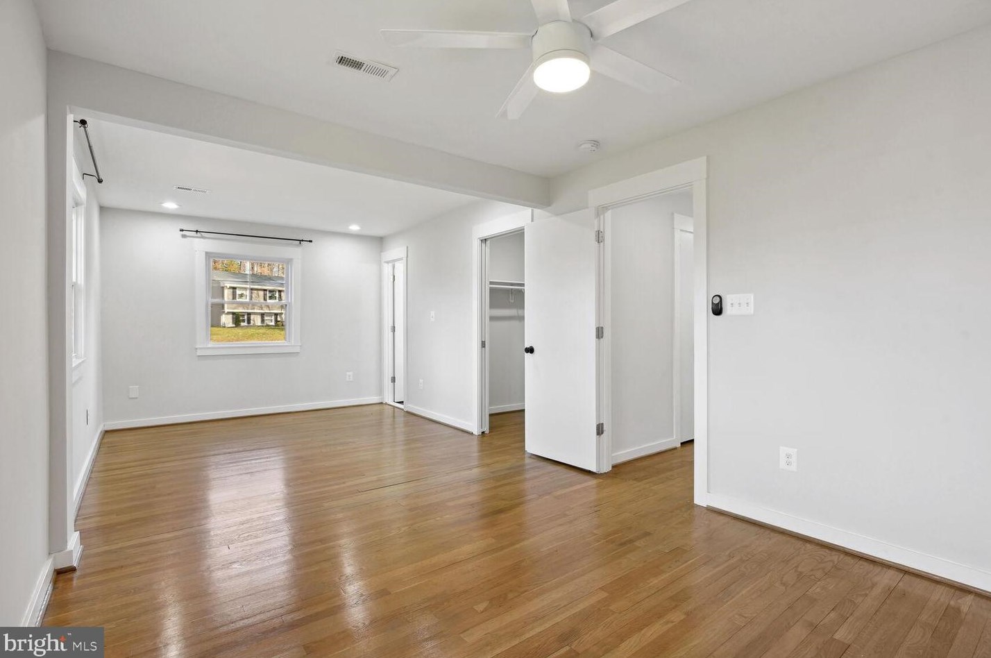 9229 Brian Dr, Vienna VA  22180-6116 exterior