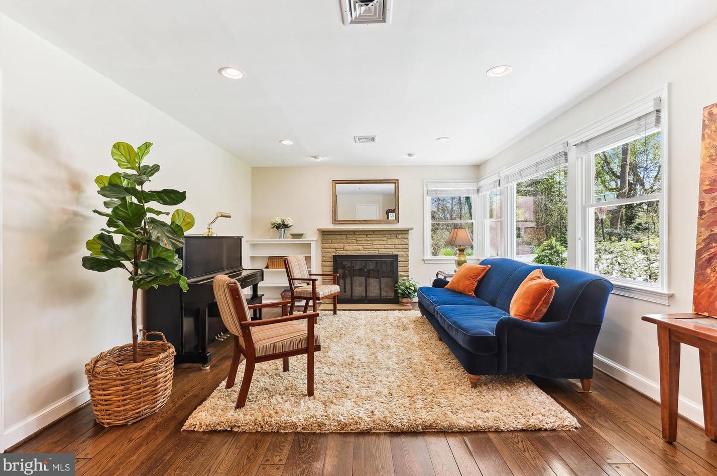 1466 Kirby Rd, Mc Lean VA  22101-3203 exterior