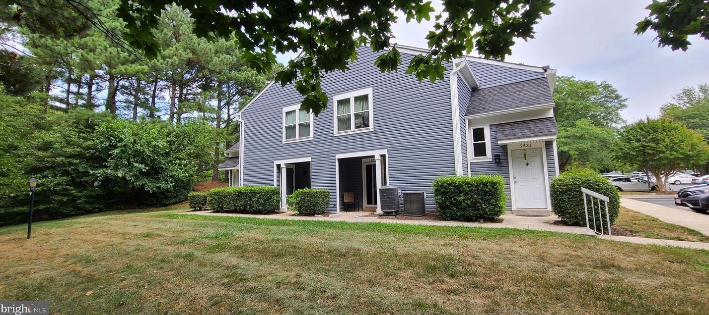 5829 Orchard Hill Ct # 5829, Clifton, VA