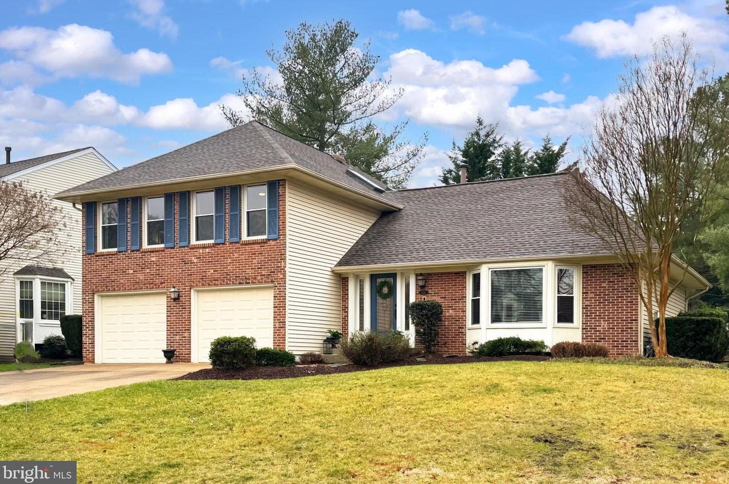 5241 Glen Meadow Rd, Centreville, VA 20120