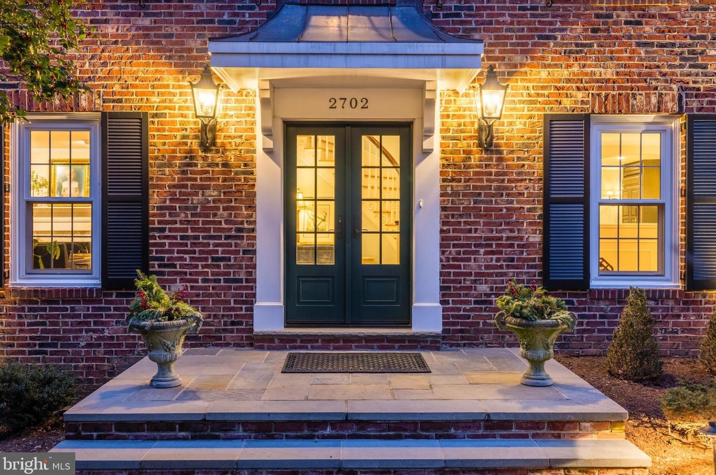 2702 Ankeny St, Vienna, VA 22124
