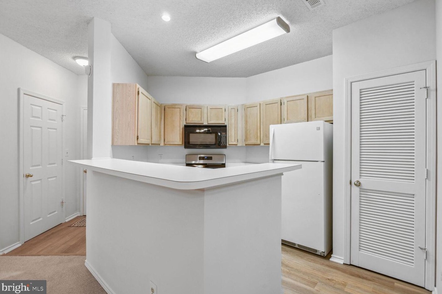 4417 Fair Stone Dr #204, Fairfax, VA 22033