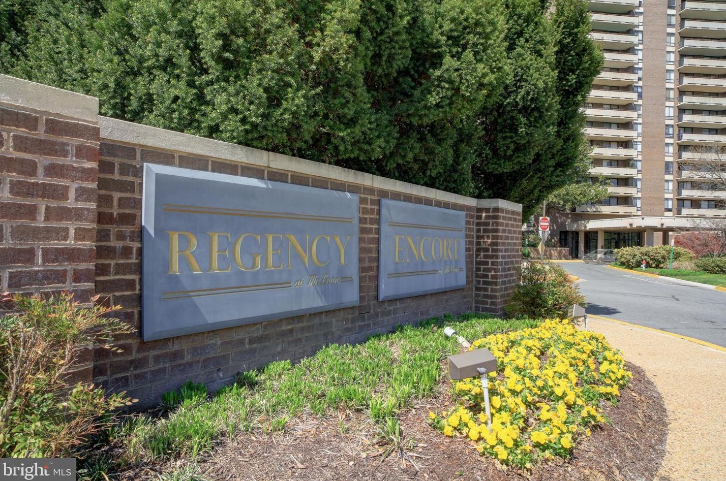 1800 Old Meadow Rd Apt 905, Mc Lean, VA 22102