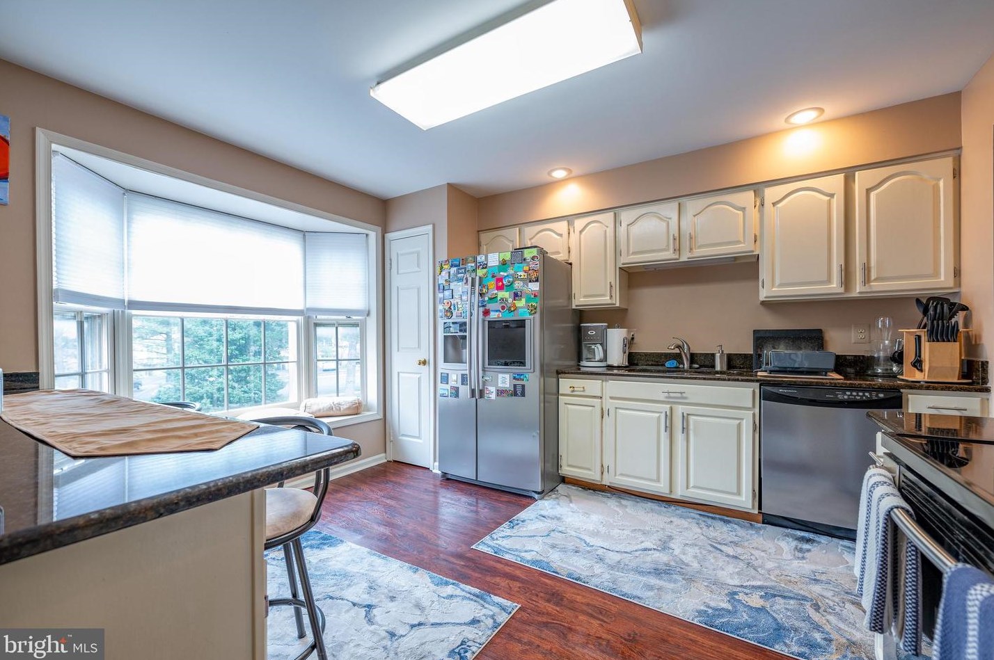 4107 Meadow Field Ct, Fairfax VA  22033-2829 exterior