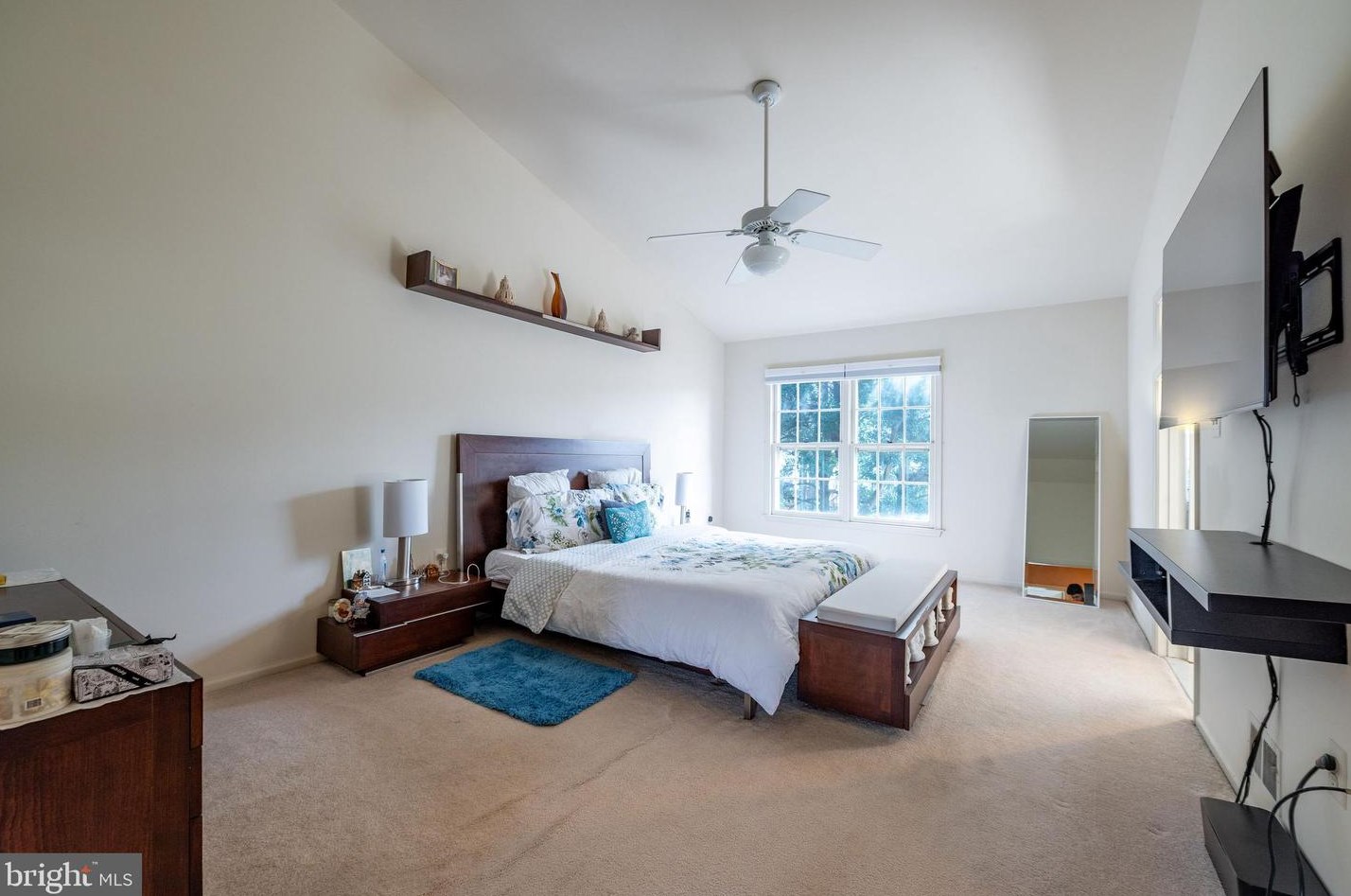 4107 Meadow Field Ct, Fairfax VA  22033-2829 exterior