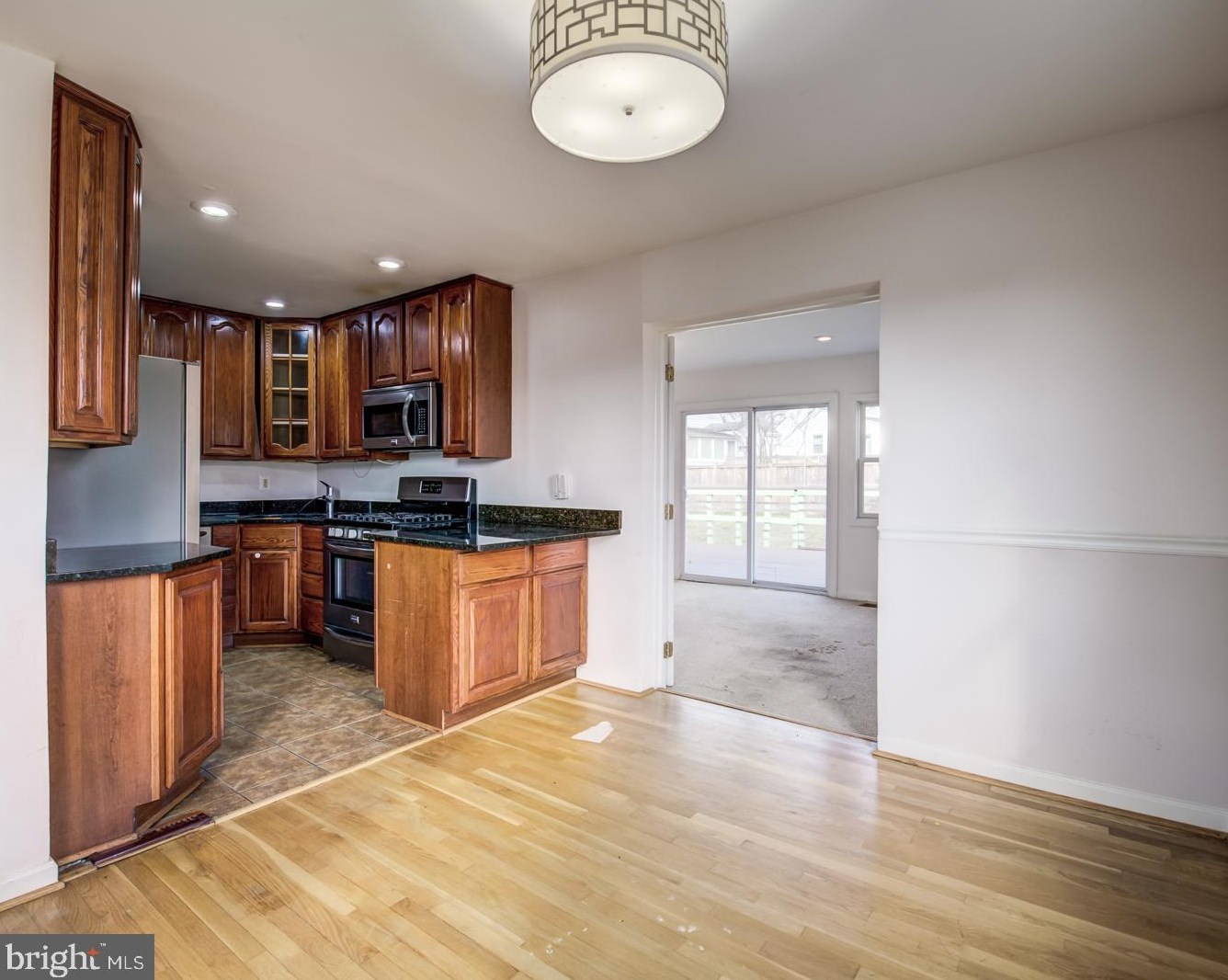 6656 Jefferson Ave, Falls Church VA  22042-2102 exterior