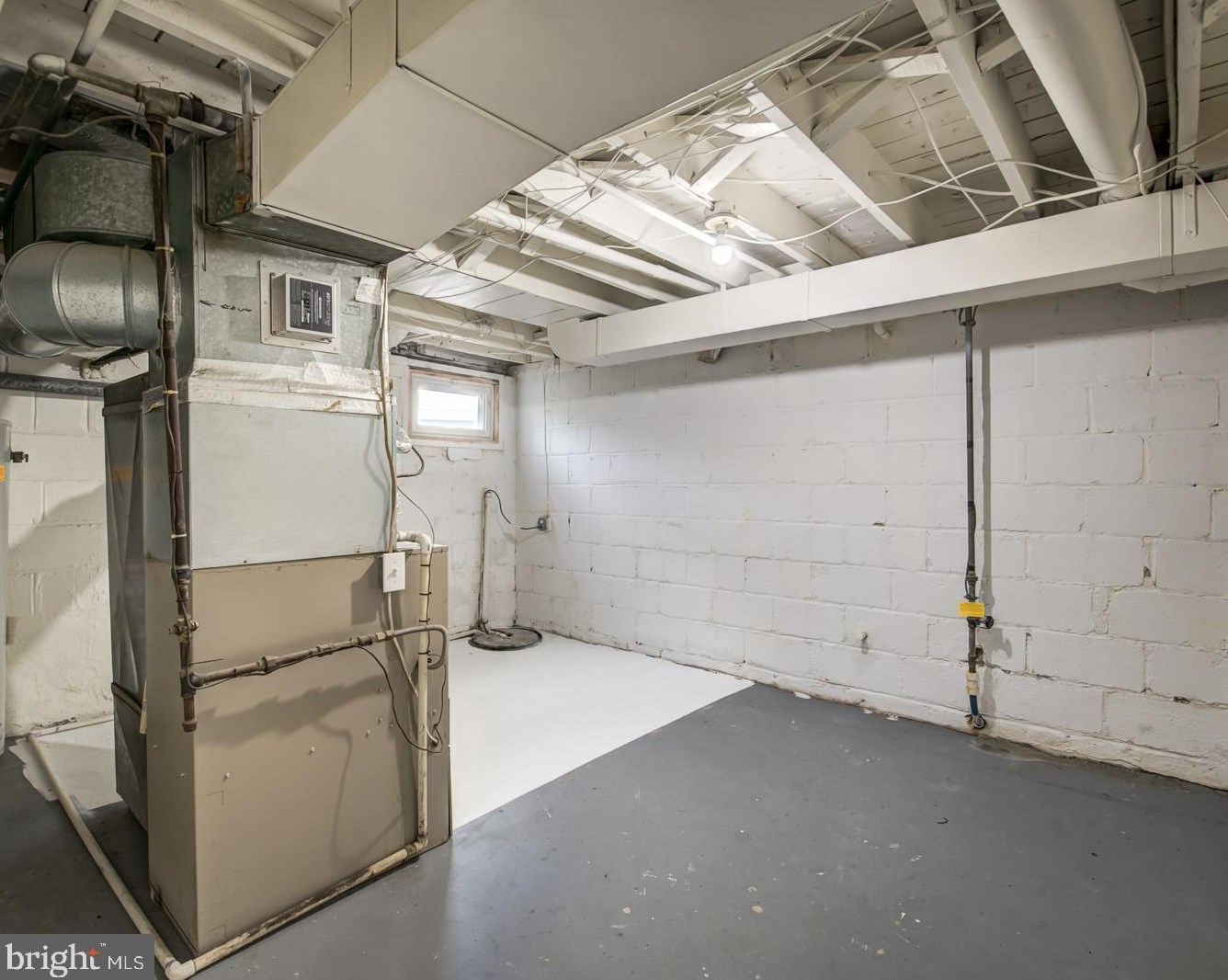 6656 Jefferson Ave, Falls Church VA  22042-2102 exterior