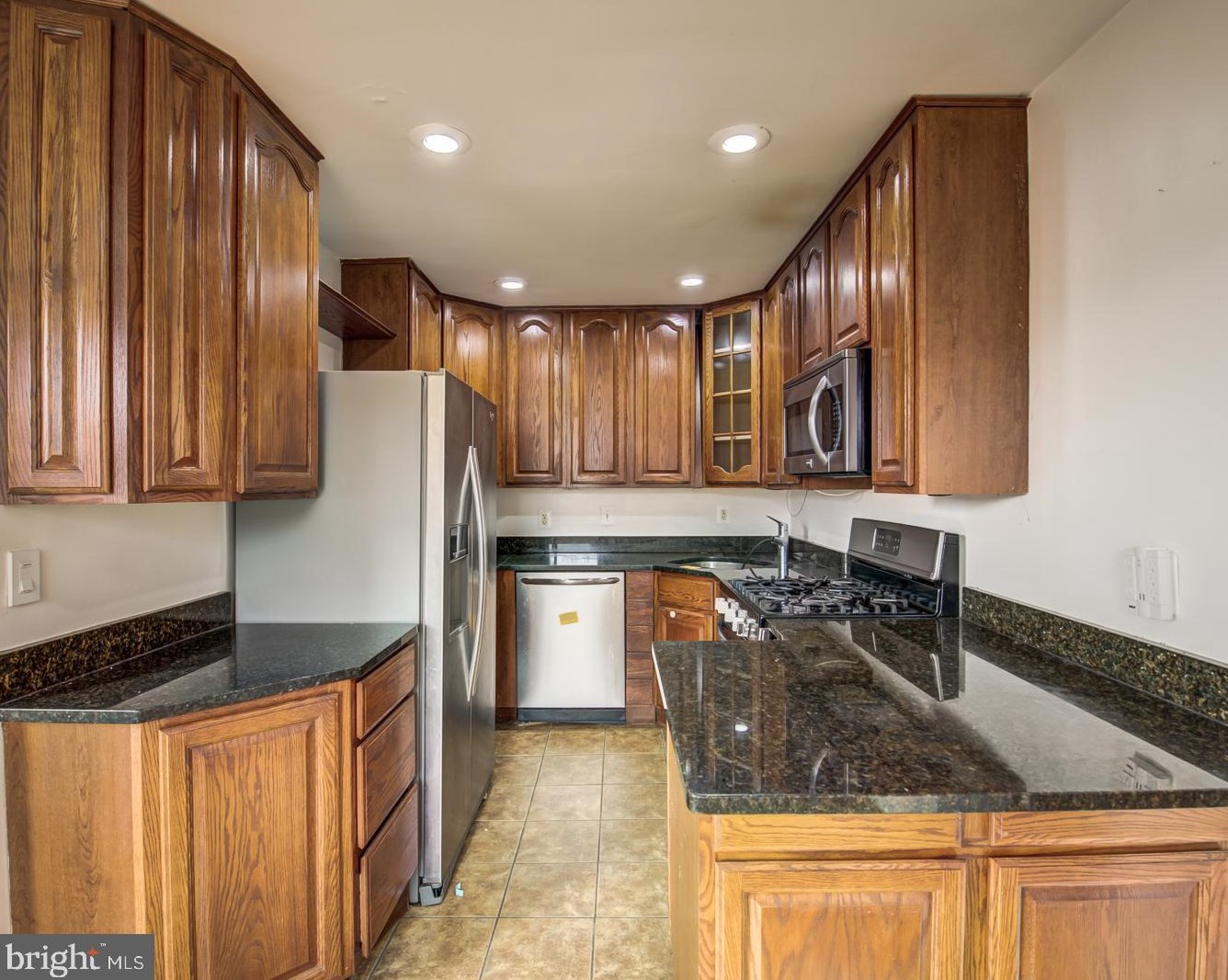 6656 Jefferson Ave, Falls Church VA  22042-2102 exterior