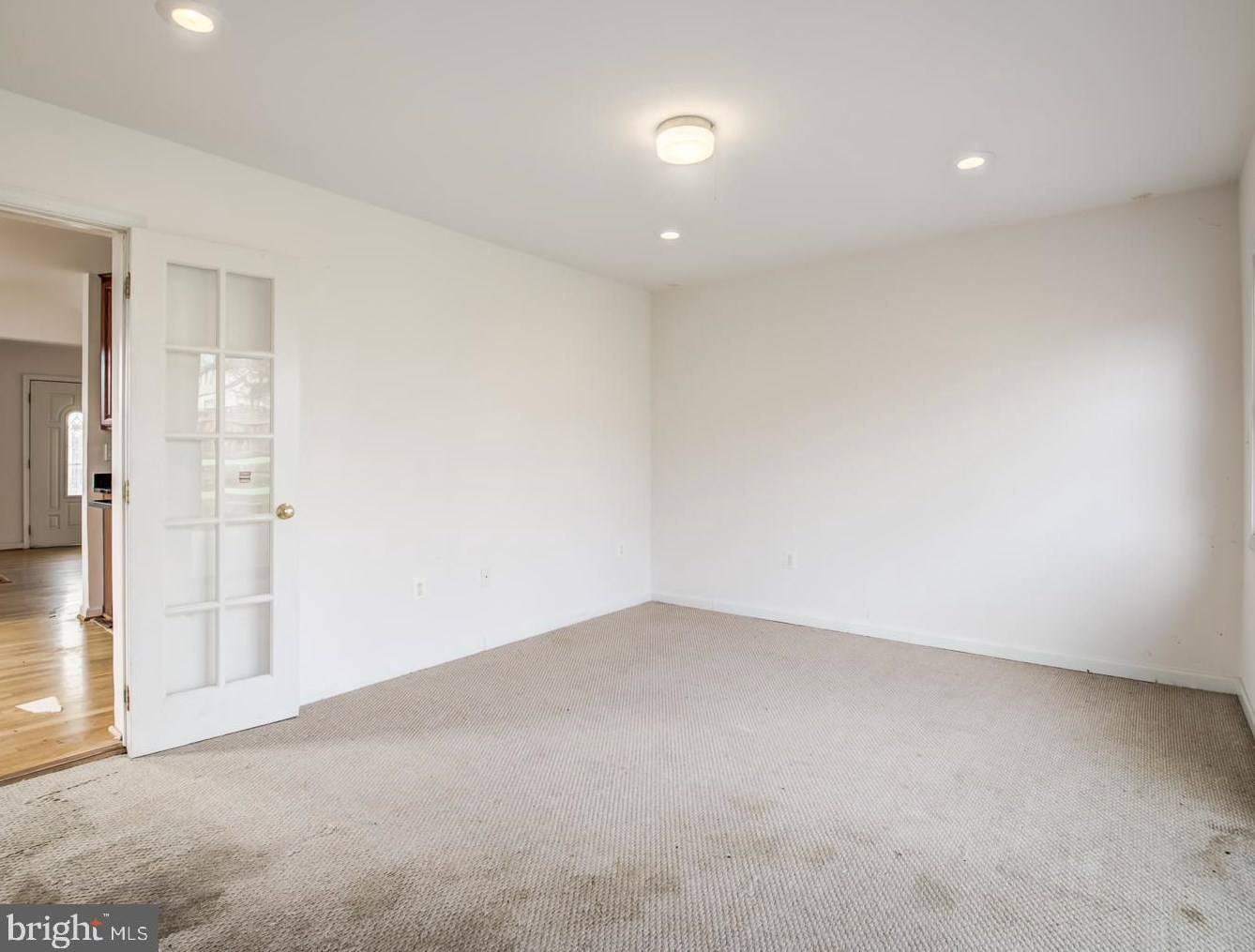 6656 Jefferson Ave, Falls Church VA  22042-2102 exterior