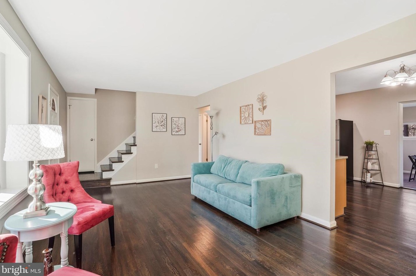 8802 Kenilworth Dr, Springfield, VA 22151