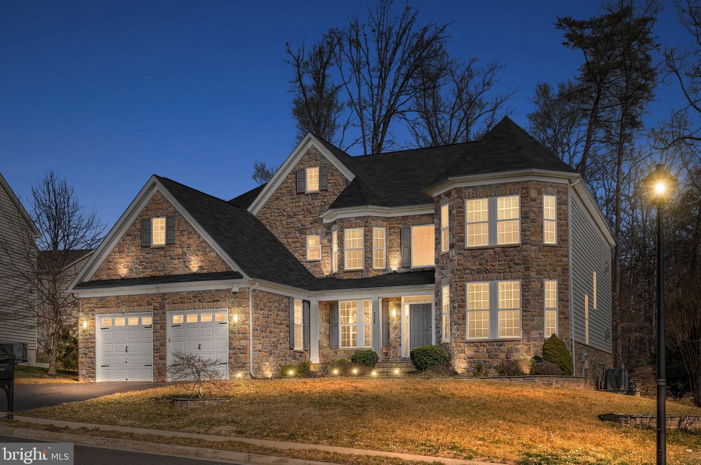 9329 Castle Hill Rd, Springfield, VA 22153