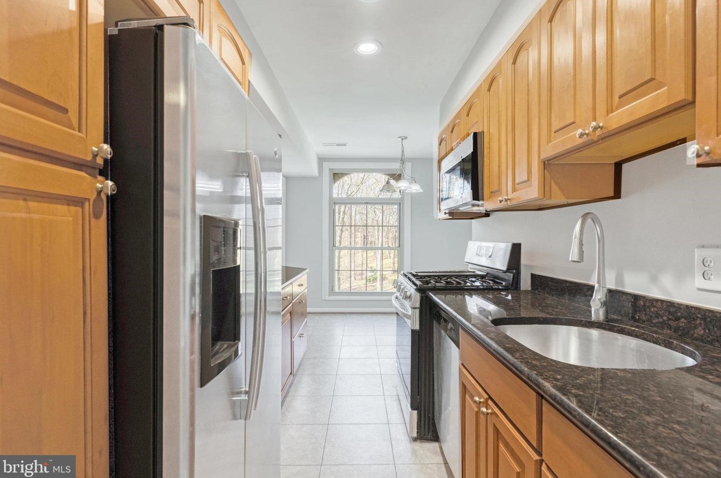 3304 Woodburn Village Dr #22, Annandale, VA 22003