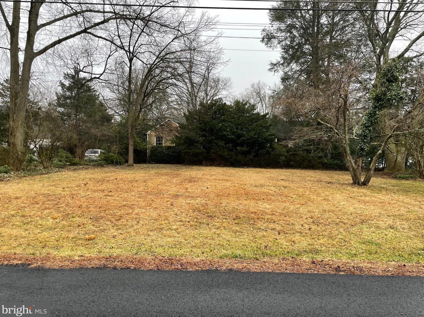 8501 Overbrook Rd, Fairfax, VA 22031-2816