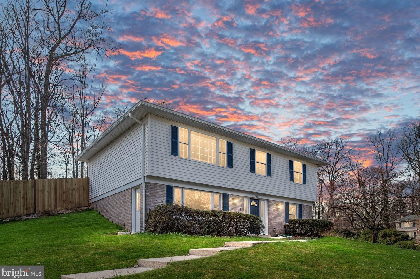 7836 Brompton St, Springfield, VA 22152-1955