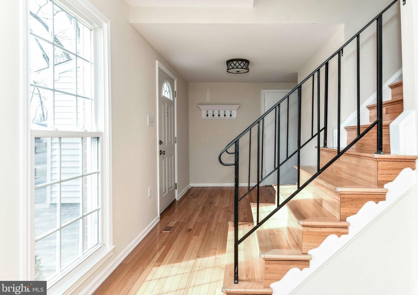 9766 Oleander Ave, Vienna VA  22181-6036 exterior