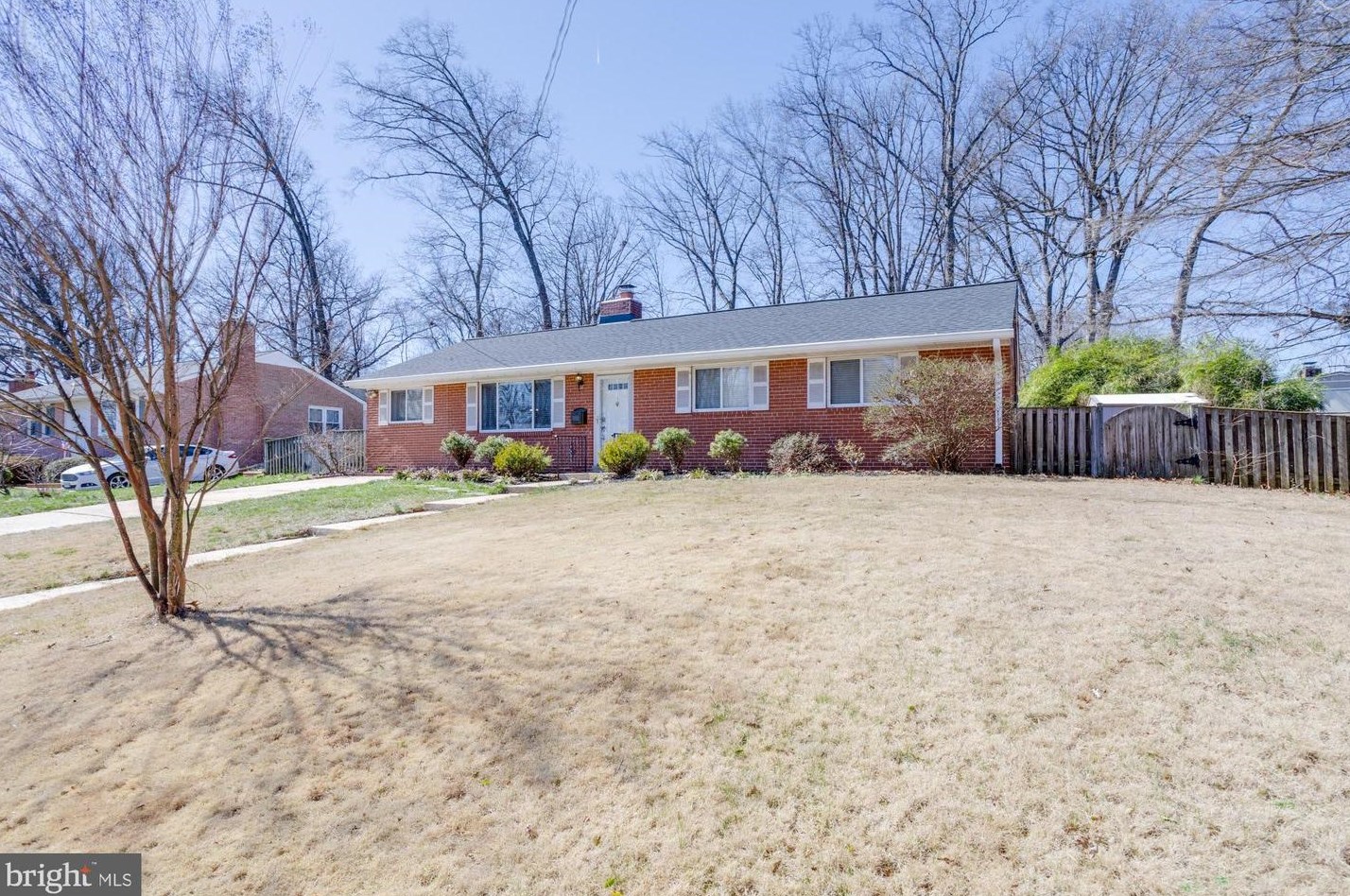 5702 Dreyfuss St, Springfield, VA 22151-2804