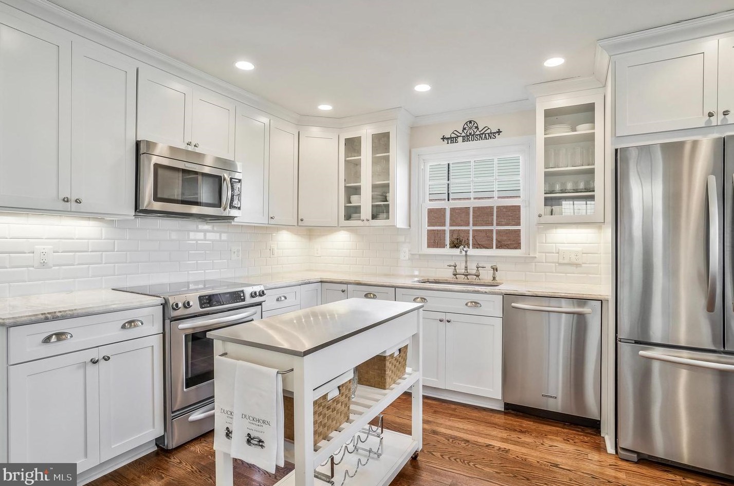 9906 Barnsbury Ct, Fairfax, VA 22031-1003