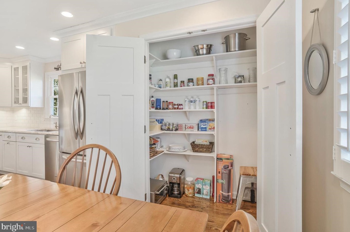 9906 Barnsbury Ct, Fairfax VA  22031-1003 exterior