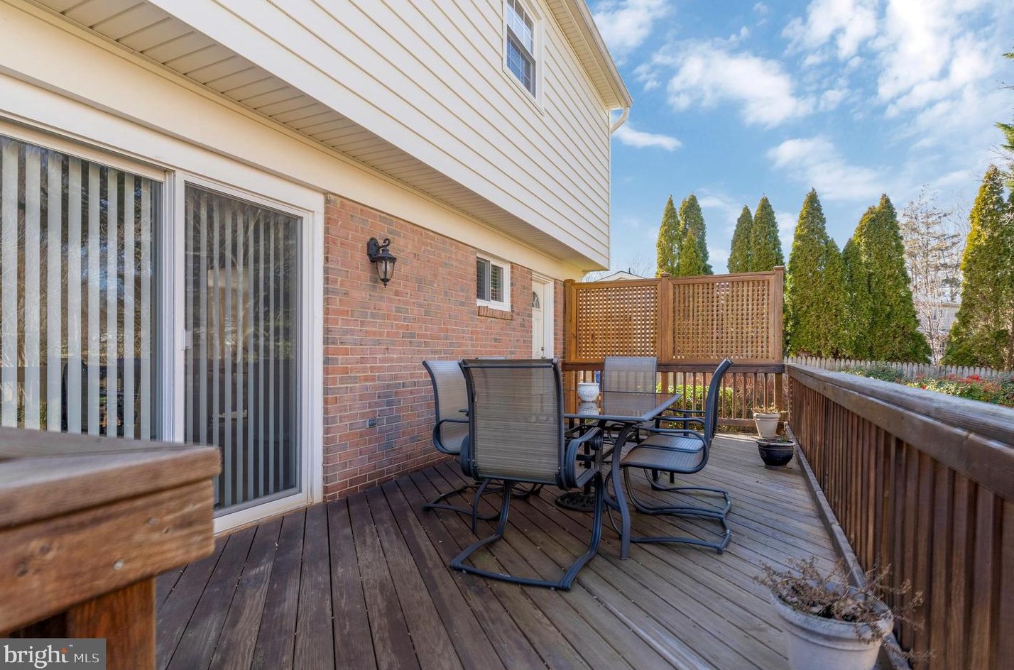 9906 Barnsbury Ct, Fairfax VA  22031-1003 exterior