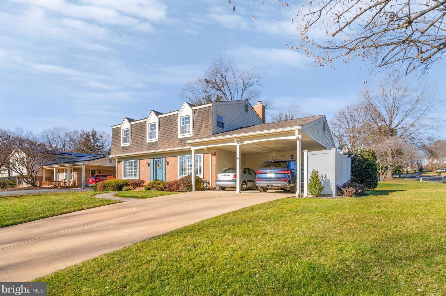 9906 Barnsbury Ct, Fairfax VA  22031-1003 exterior