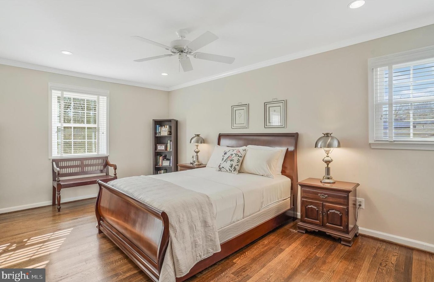 9906 Barnsbury Ct, Fairfax VA  22031-1003 exterior