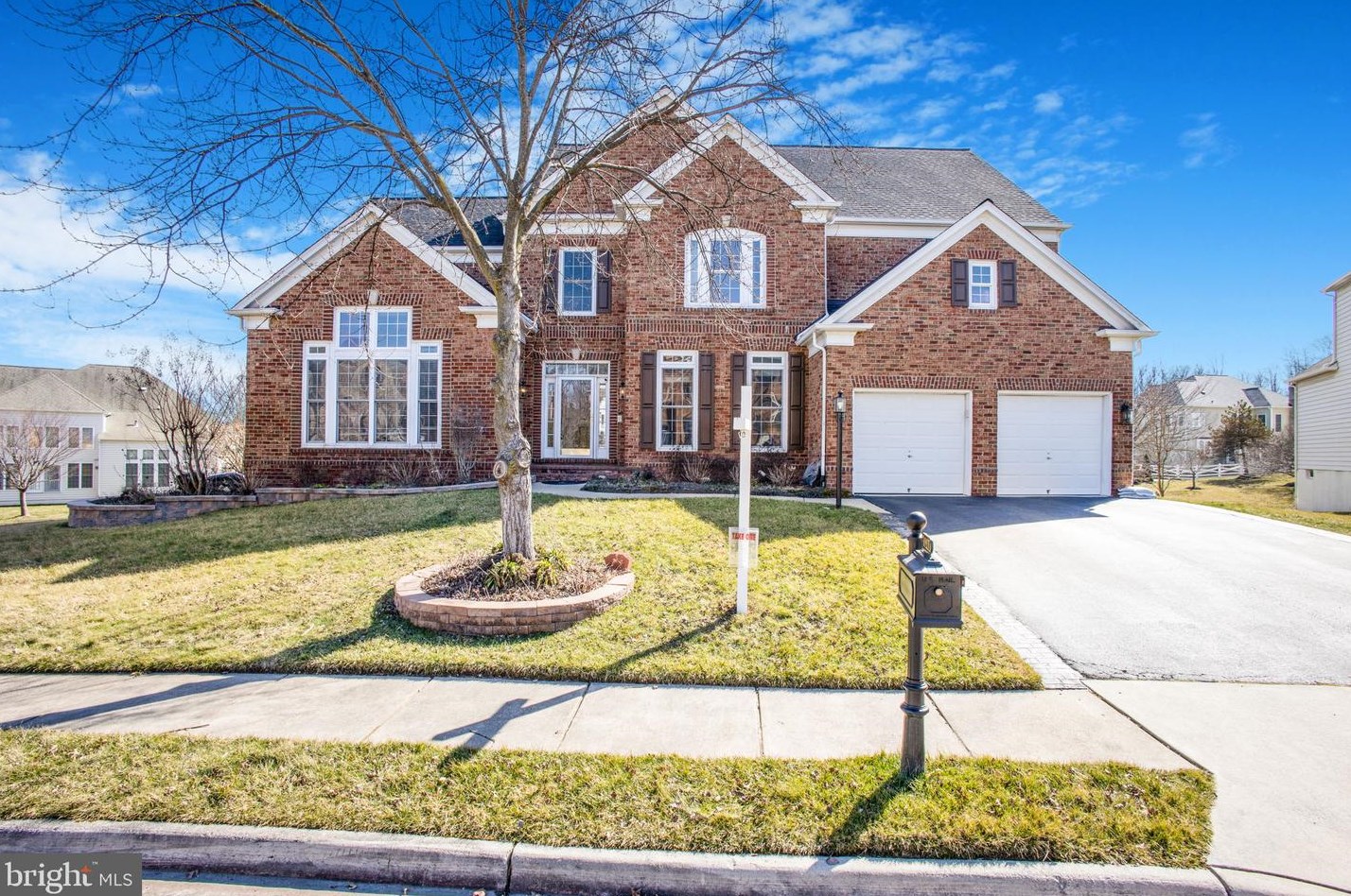 8917 Rhododendron Cir, Lorton, VA 22079