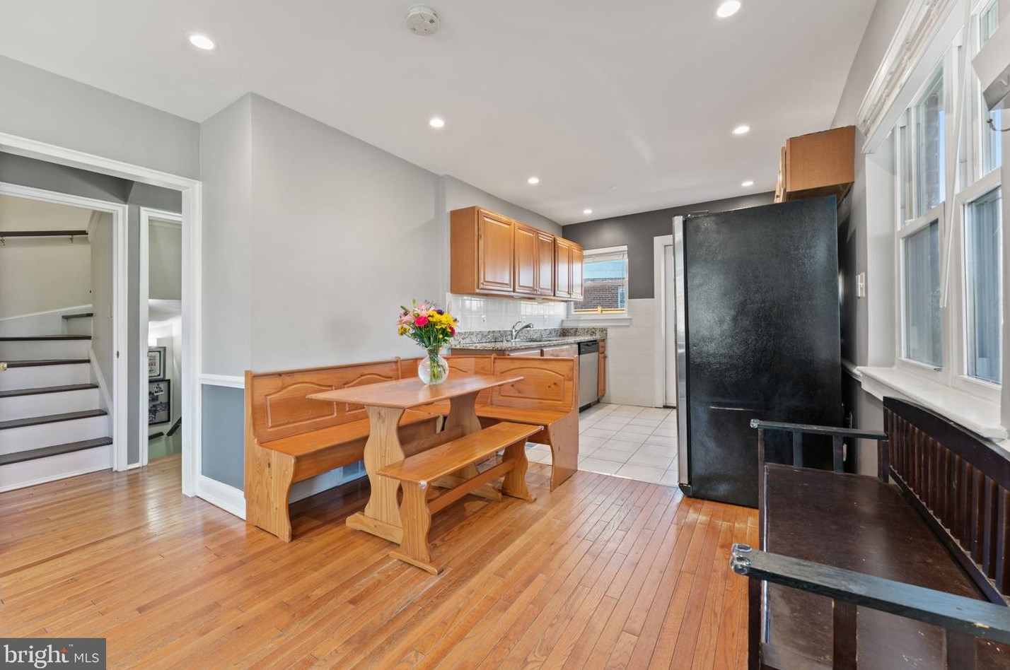 7217 Roosevelt Ave, Falls Church VA  22042-1625 exterior