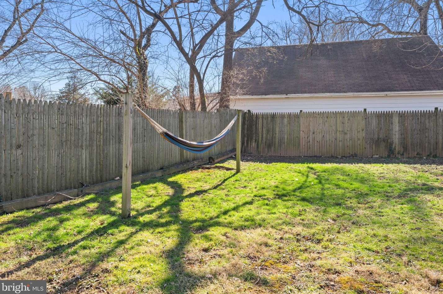 7217 Roosevelt Ave, Falls Church VA  22042-1625 exterior