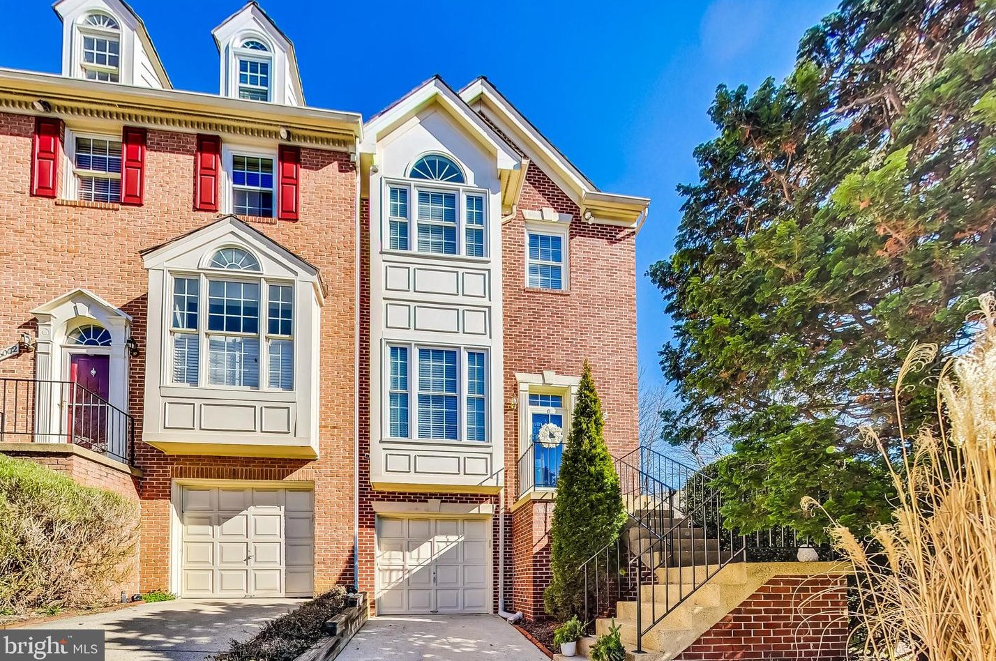6000 Kelsey Ct, Falls Church, VA 22044-2944