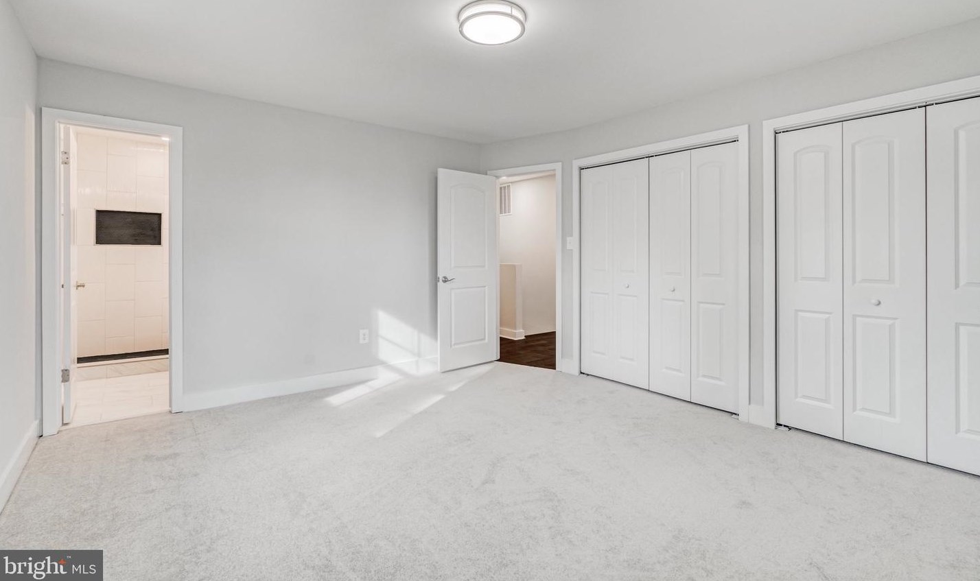 10021 Commonwealth Blvd, Fairfax VA  22032-2702 exterior