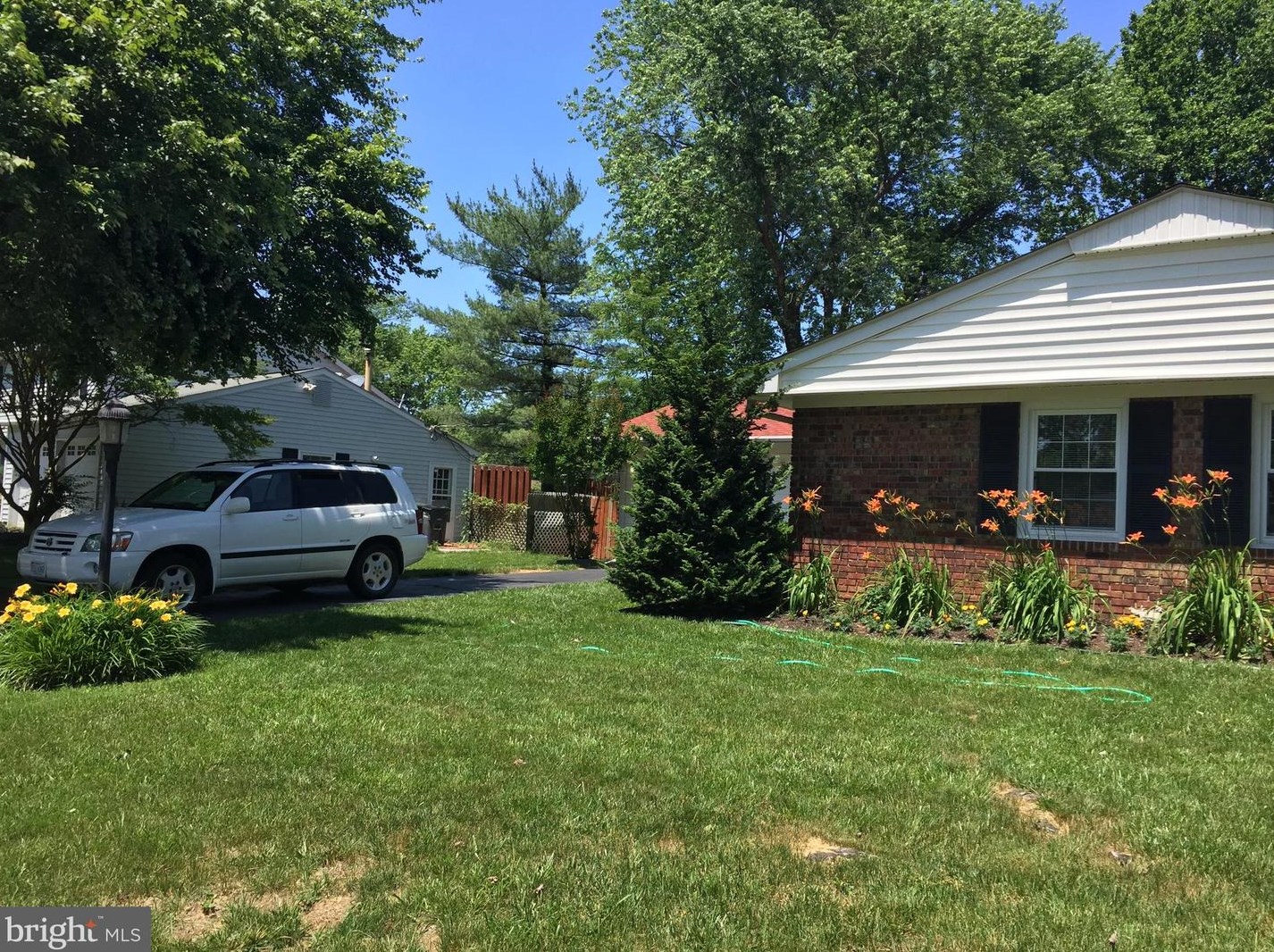 13122 Parson Ln, Fairfax VA  22033-3424 exterior