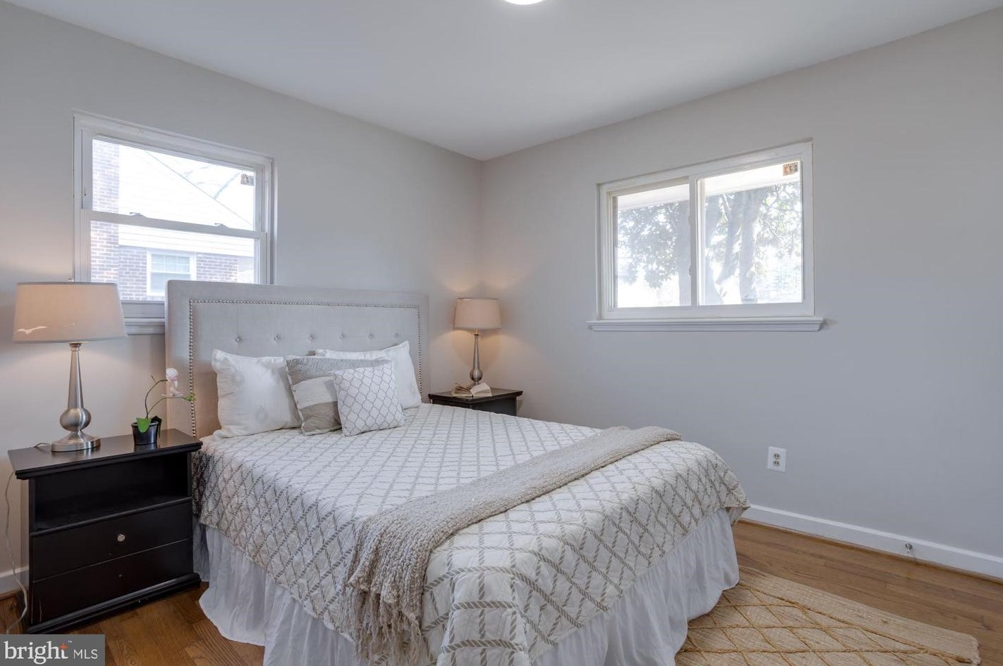 7032 Lee Park Ct, Falls Church VA  22042-3908 exterior