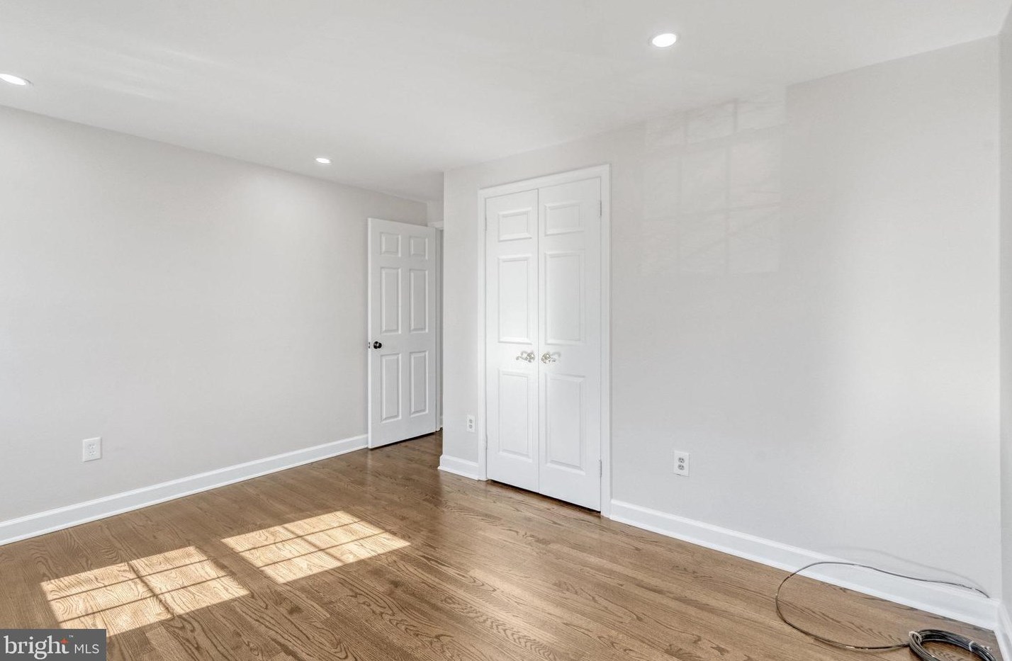 15206 Bannon Hill Ct, Fairfax VA  20151-1314 exterior