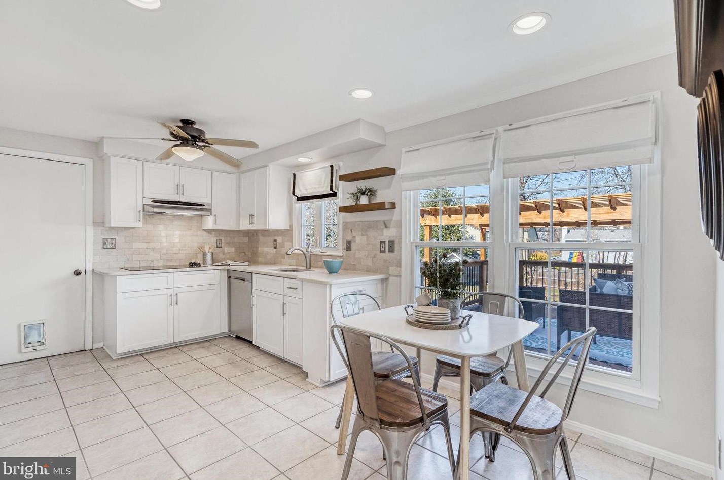 15206 Bannon Hill Ct, Fairfax VA  20151-1314 exterior