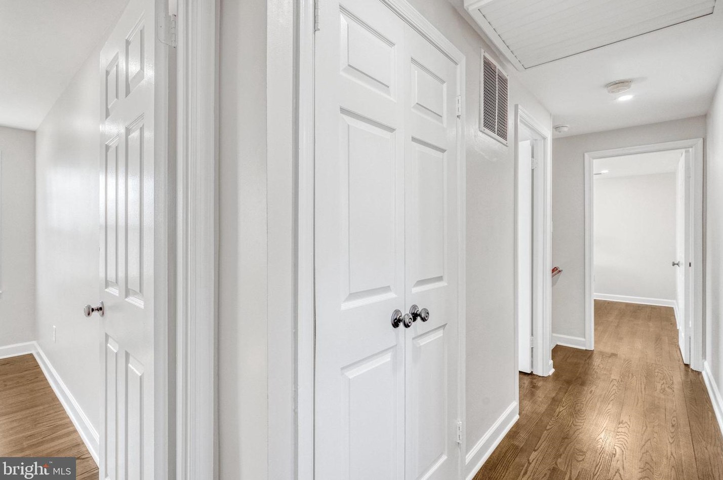 15206 Bannon Hill Ct, Fairfax VA  20151-1314 exterior