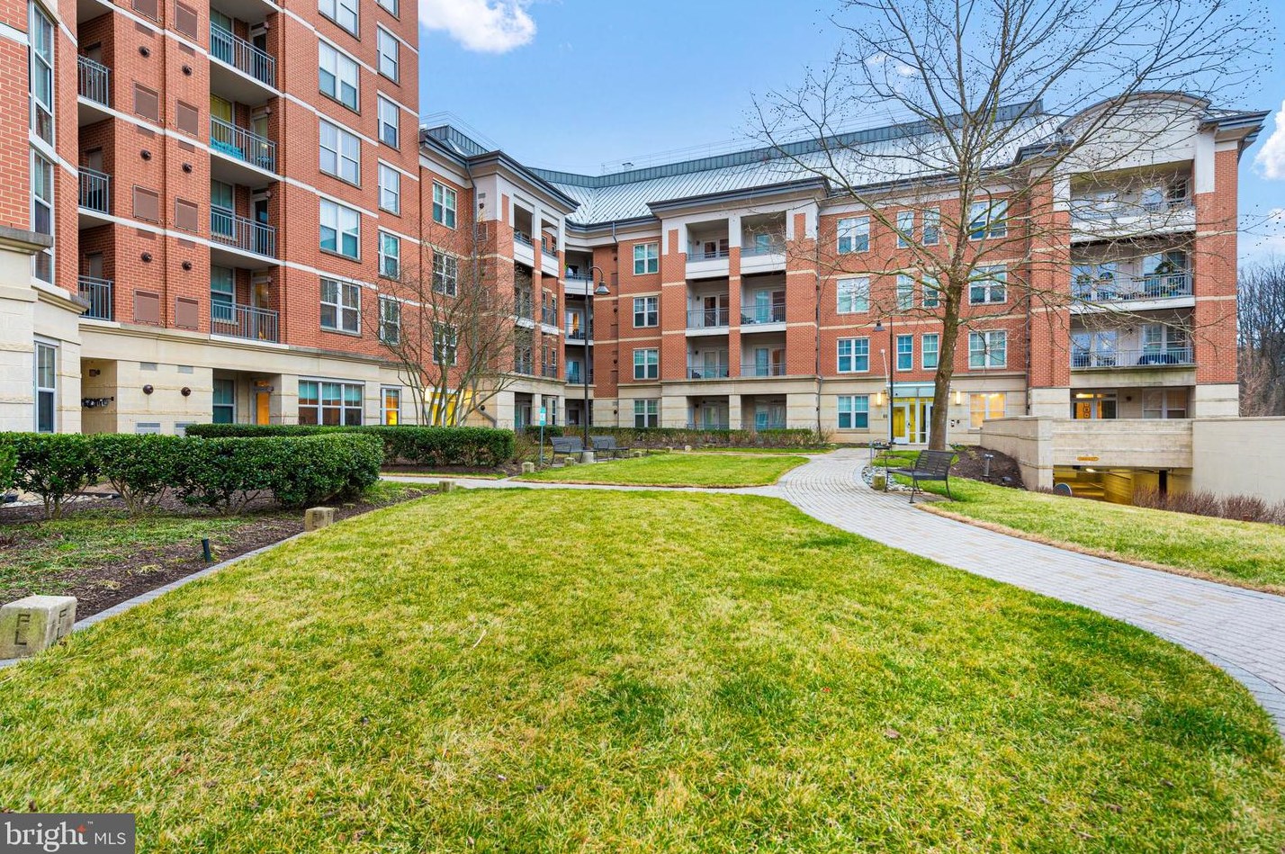 11760 Sunrise Valley Dr #903, Herndon, VA 20191