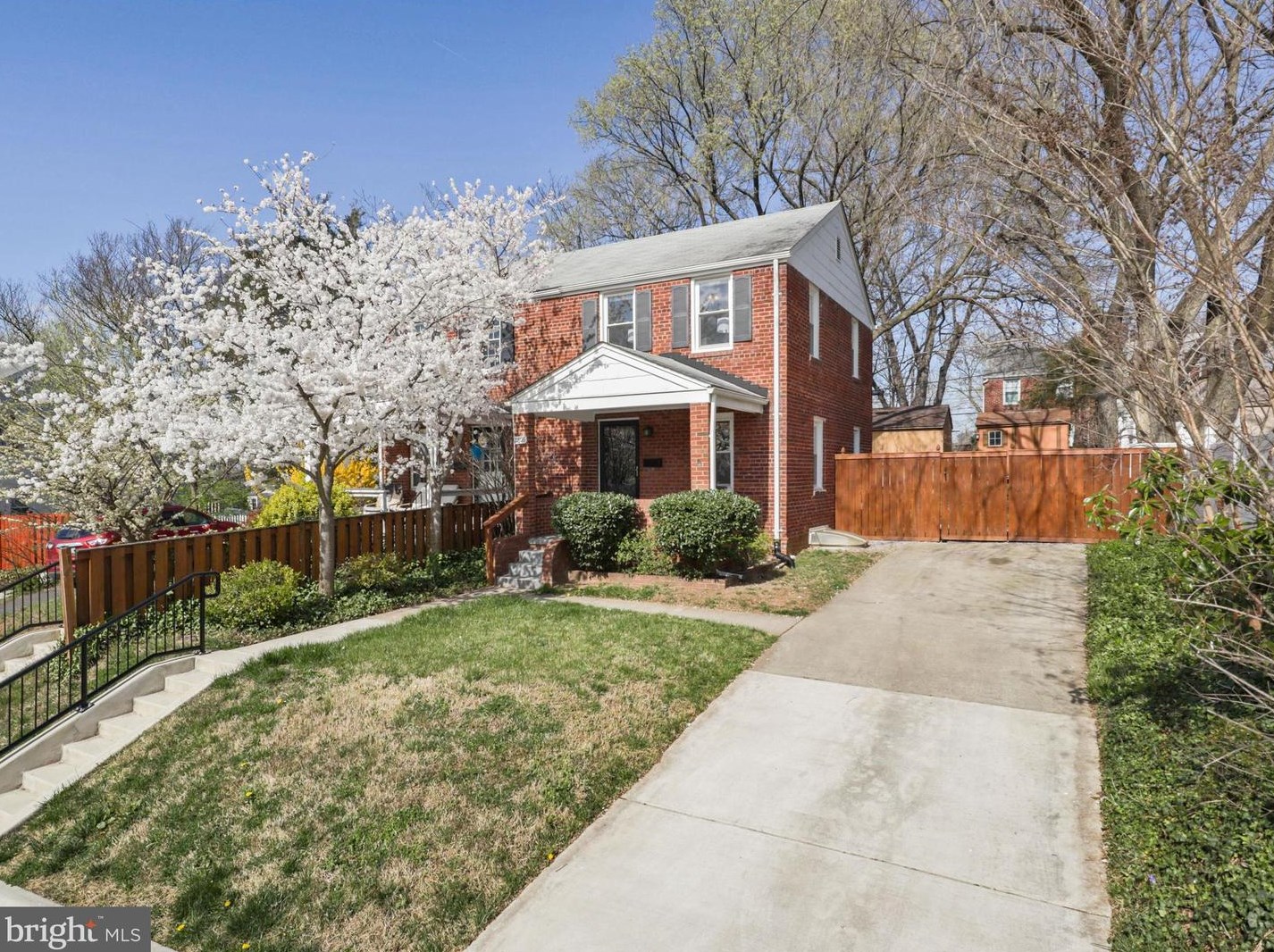 2806 Albemarle Dr, Alexandria, VA 22303-1306