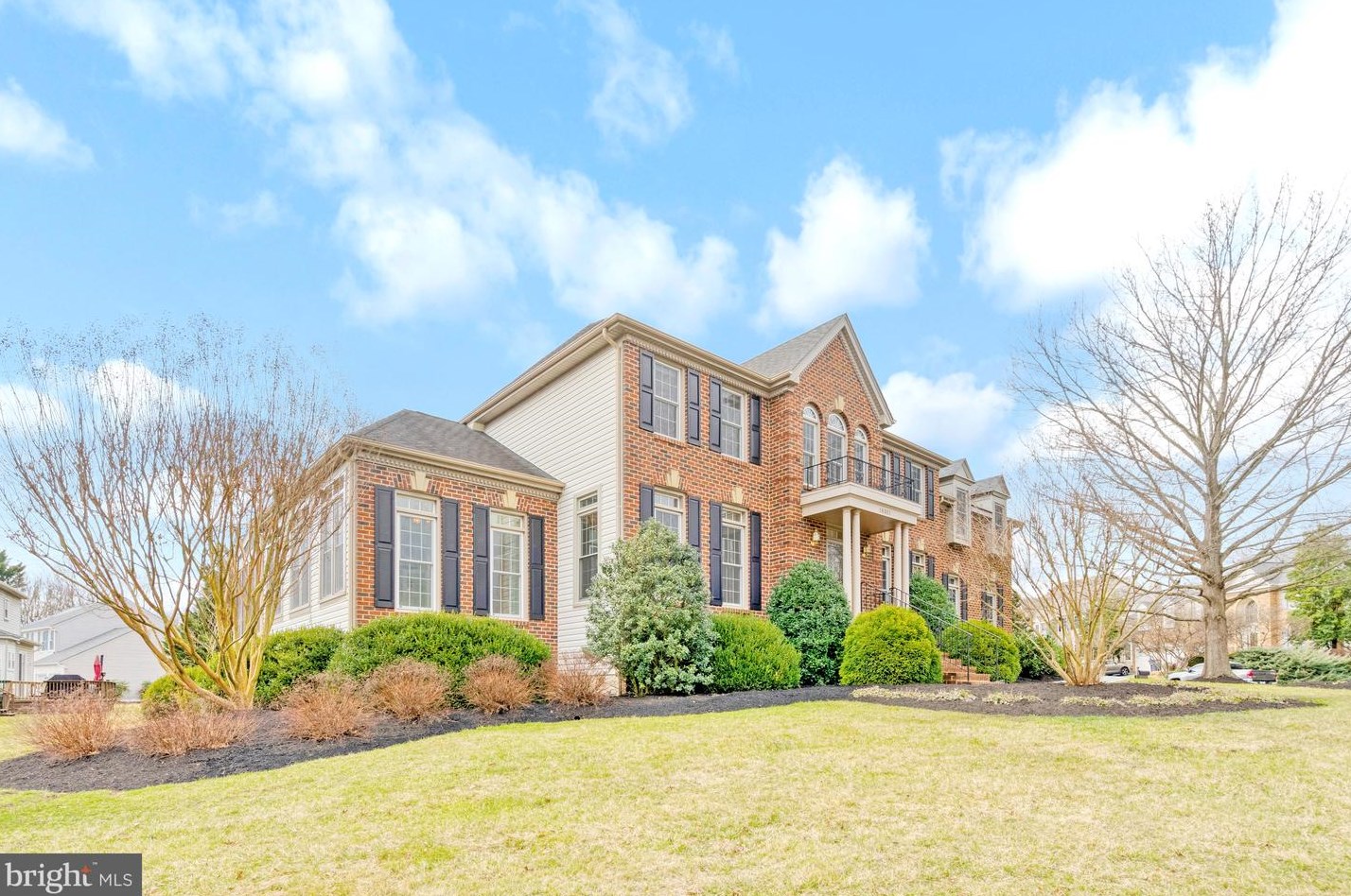 15301 Surrey House Way, Centreville, VA 20120-1159