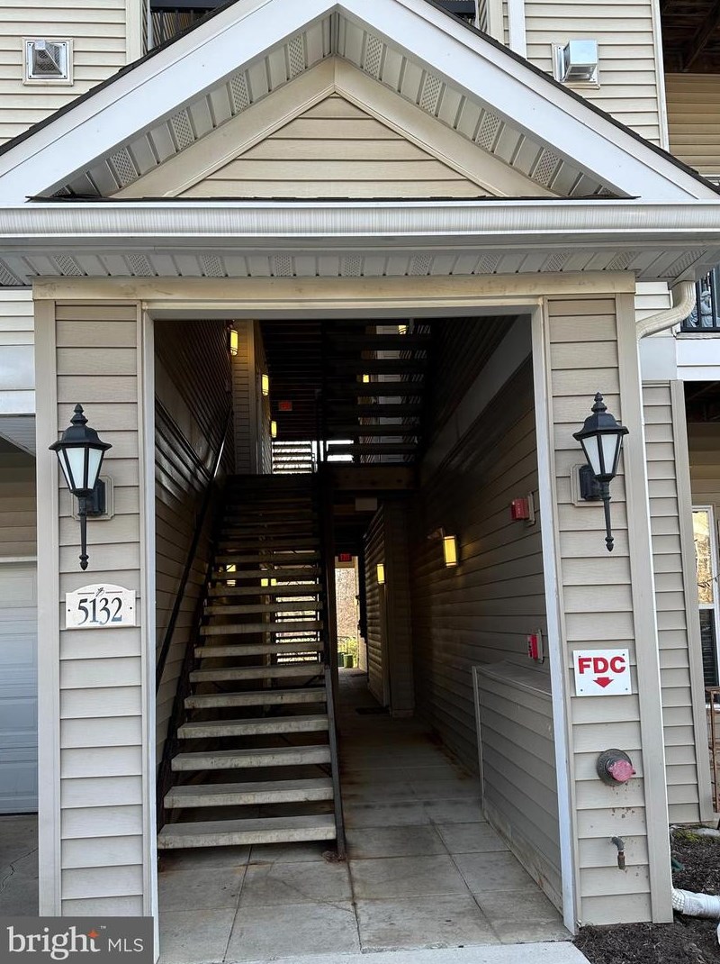 5132 Brittney Elyse Cir #5132f, Centreville, VA 20120