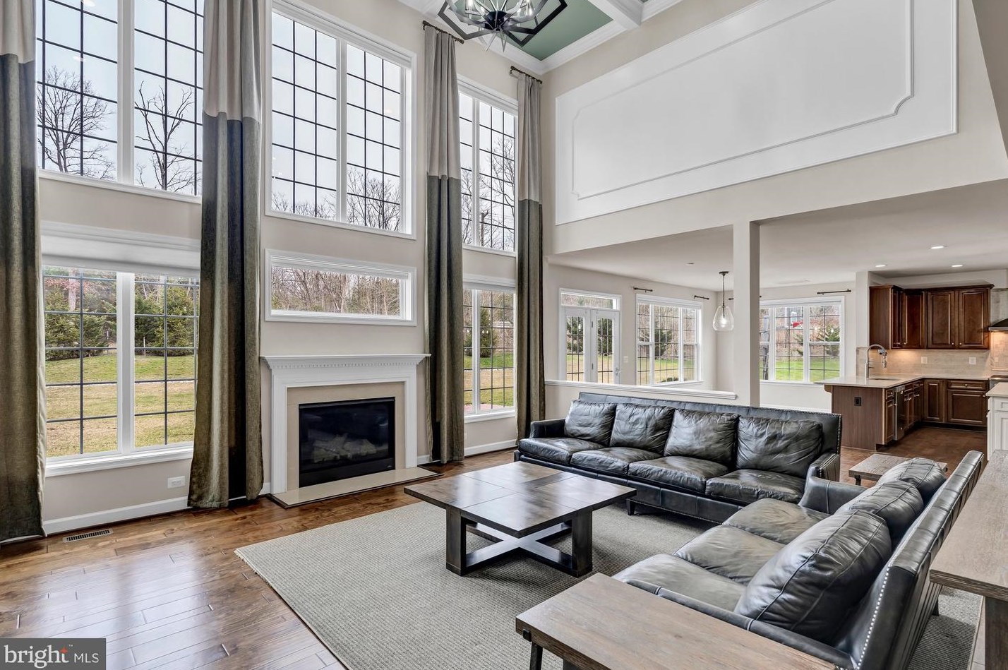 9922 Evenstar Ln, Fairfax, VA 22039-2501