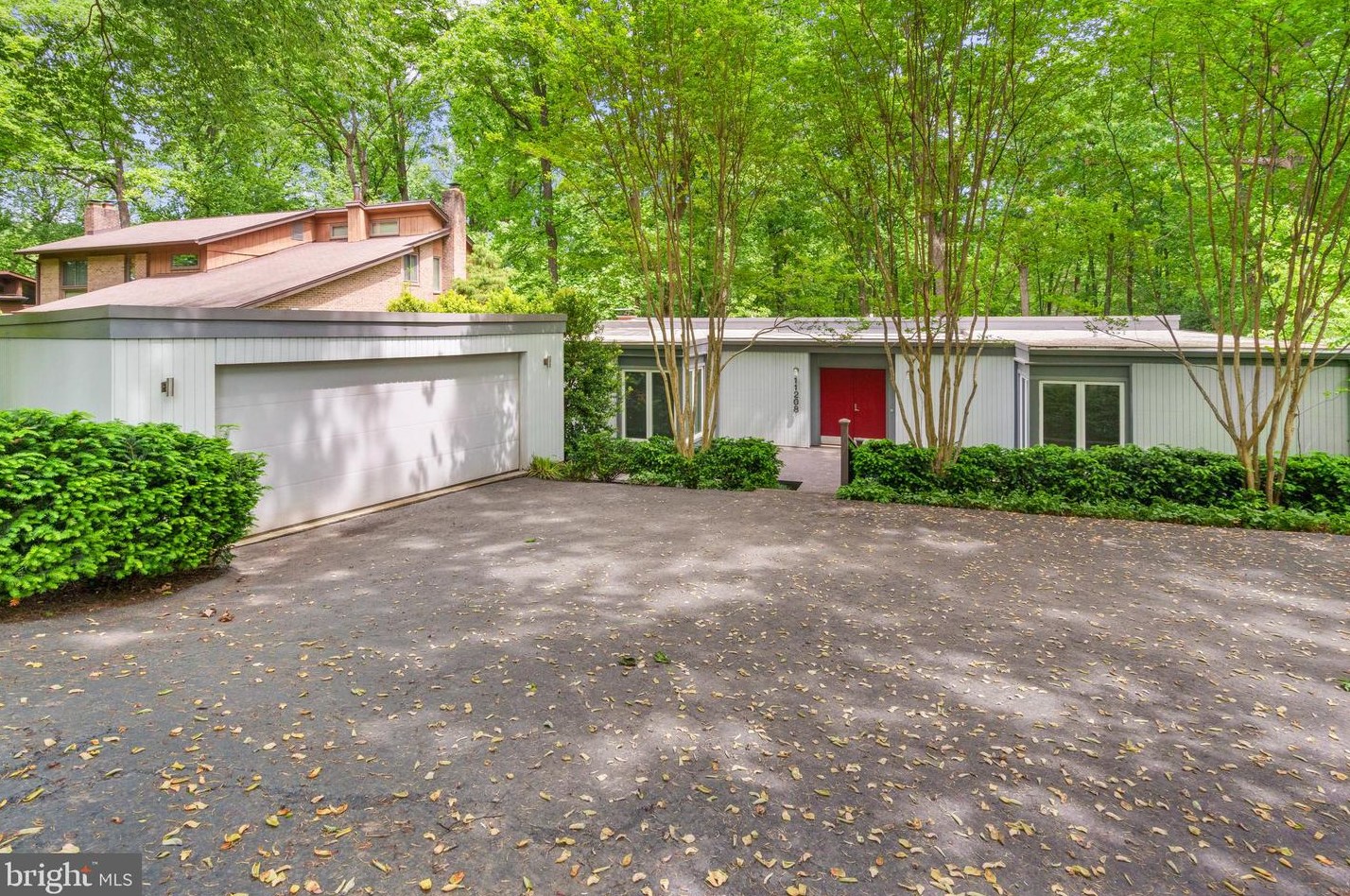 11208 Wedge Dr, Herndon, VA 20190