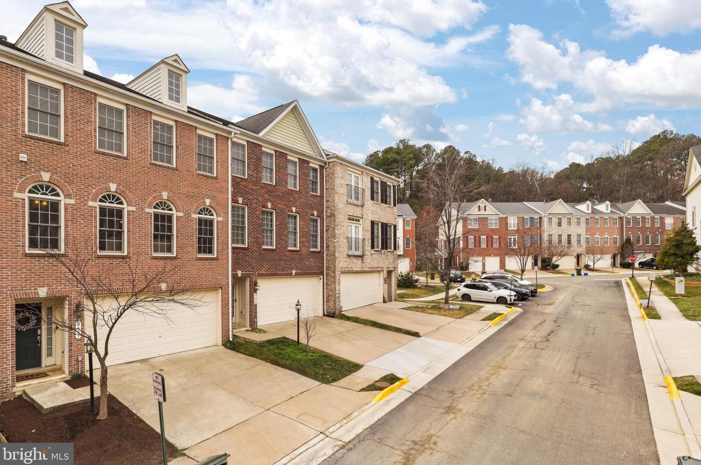 8407 Chaucer House Ct, Lorton, VA 22079