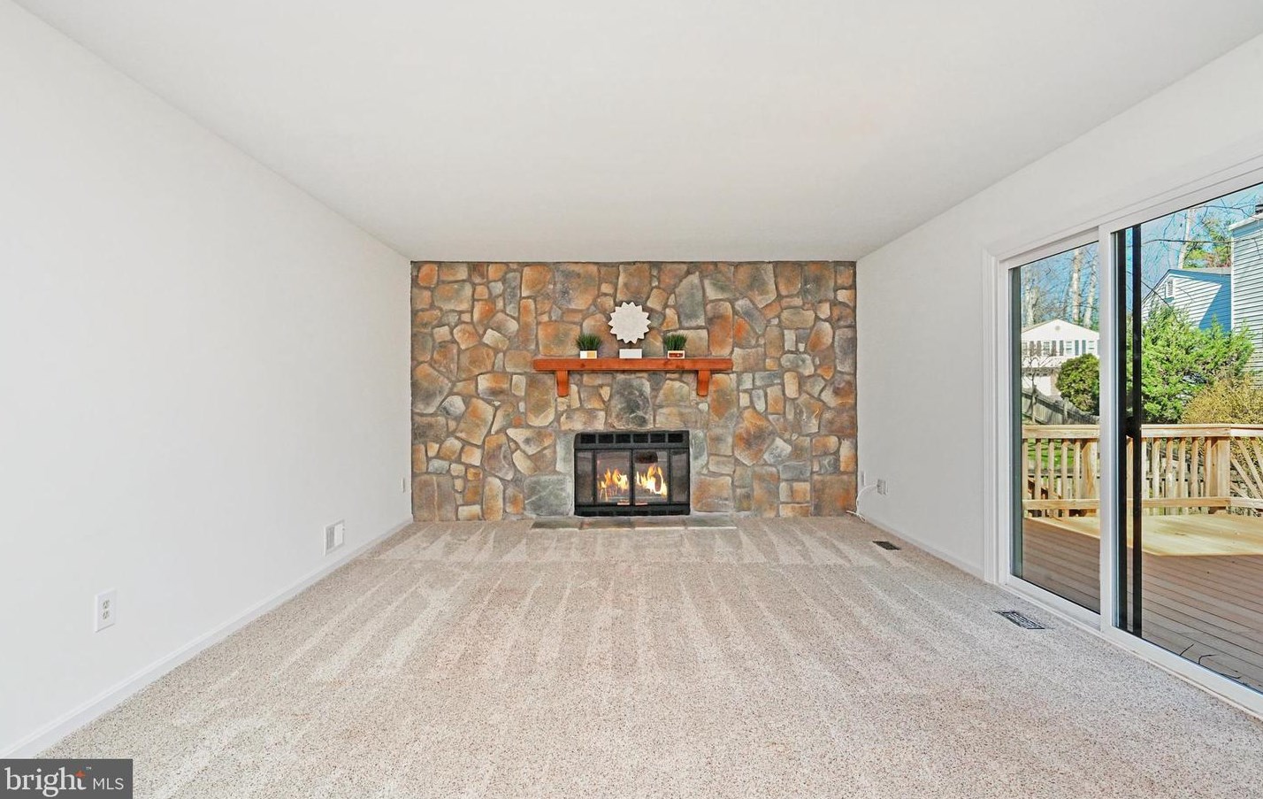 9212 Lake Braddock Dr, Springfield VA  22015-2029 exterior