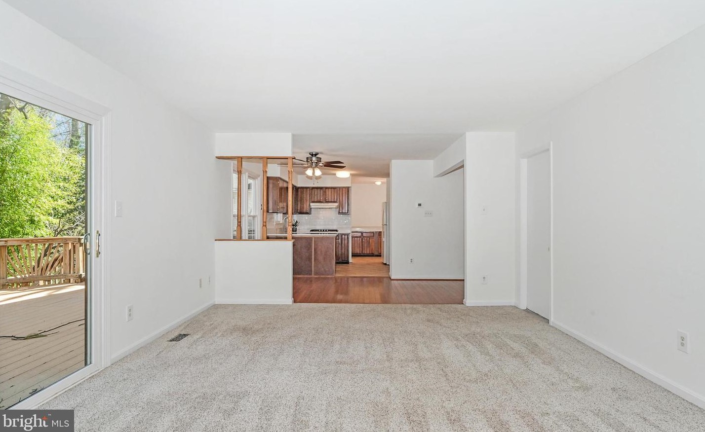 9212 Lake Braddock Dr, Springfield VA  22015-2029 exterior