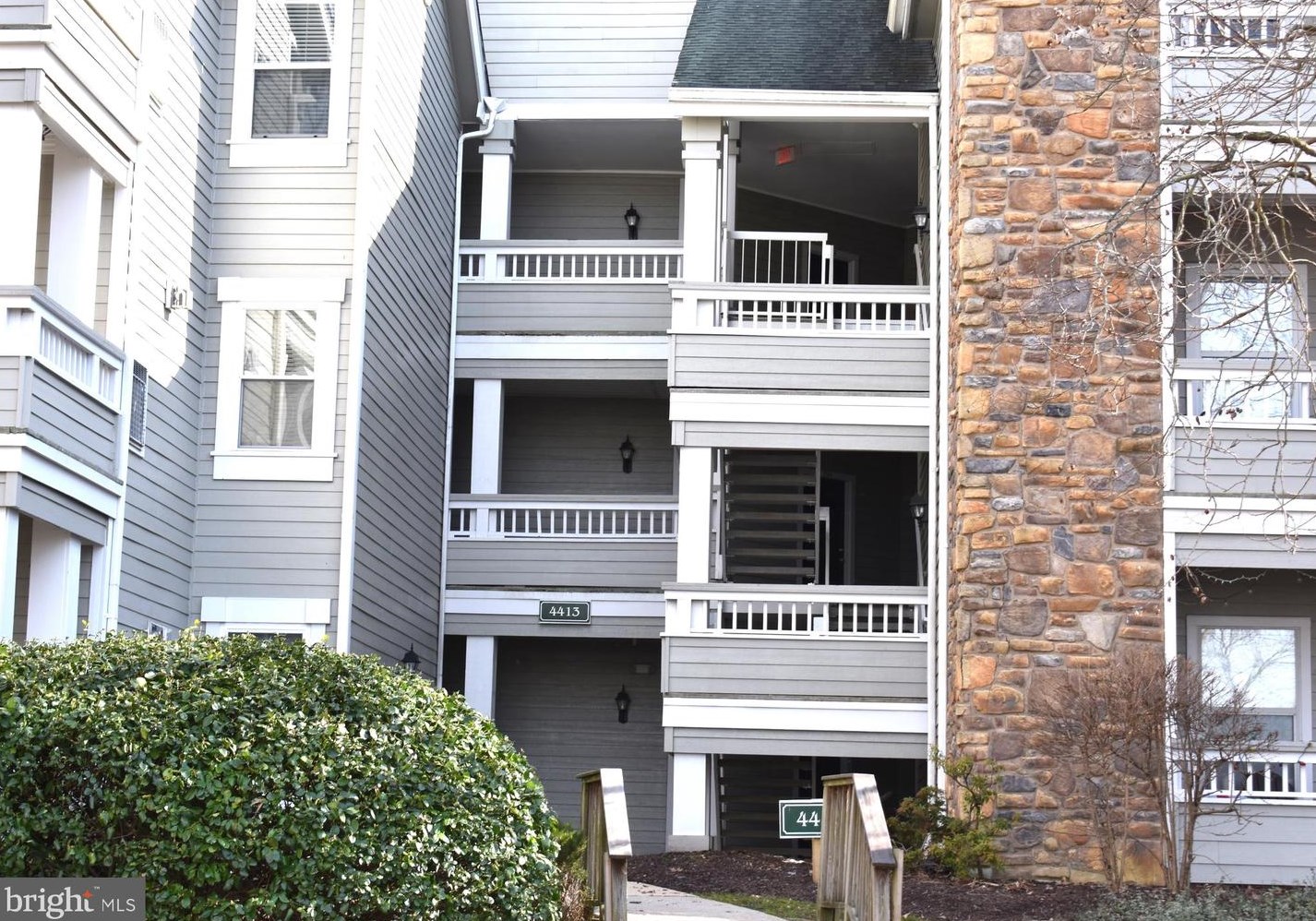 4413 Fair Stone Dr #306, Fairfax, VA 22033